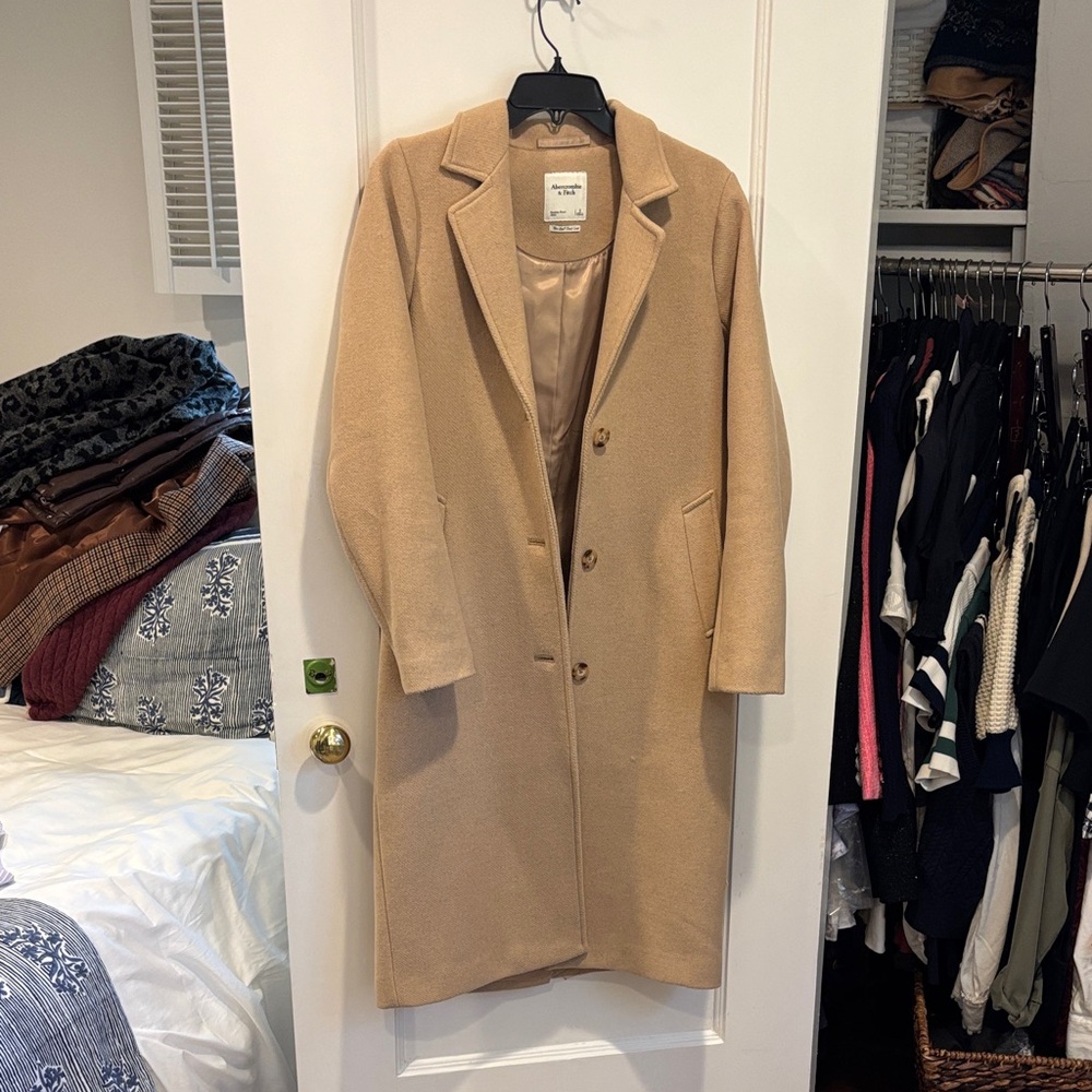 Abercrombie @ Fitch Camel Trench Coat